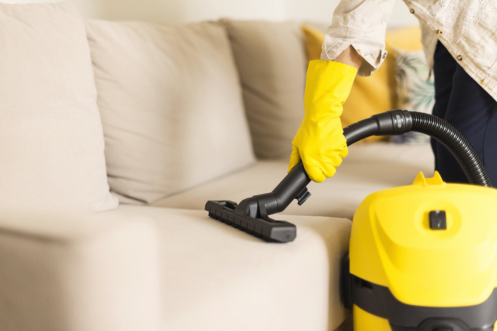 Pro NYC Couch Cleaning Services Aklin Cleaning